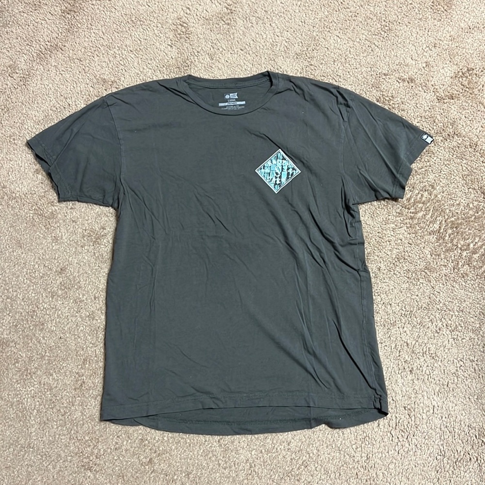 Salty Crew t-shirt